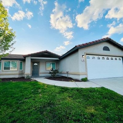 1918 Monroe Ave, Madera, CA 93638