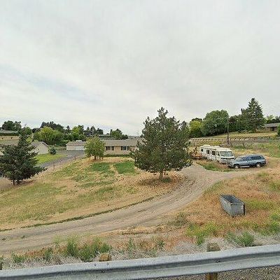 20 Brathovde Rd, Selah, WA 98942