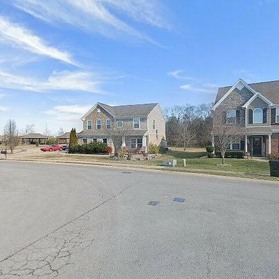 2002 Oak Dr, Murfreesboro, TN 37128