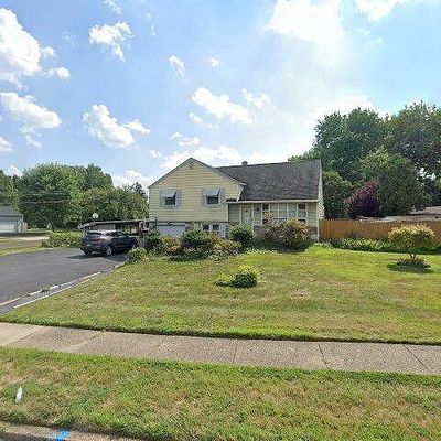 201 Crestview Rd, Hatboro, PA 19040