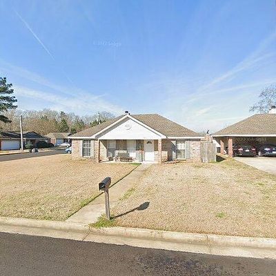 201 Richard Cv, Pearl, MS 39208