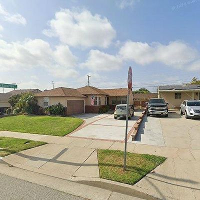 2049 W 115 Th St, Hawthorne, CA 90250