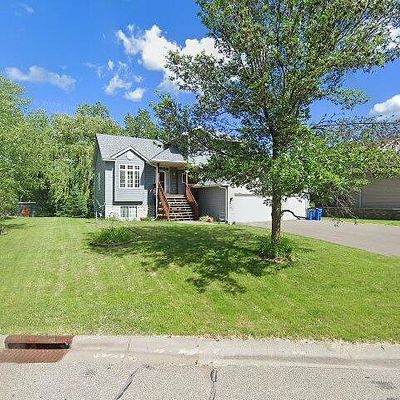 1774 Meadow Ln, Hugo, MN 55038