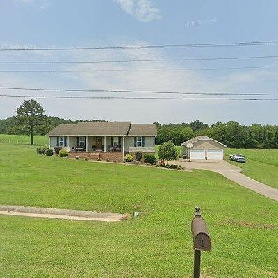 221 Main St E, Hickman, TN 38567