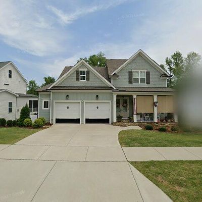 222 Harewood Pl, Fuquay Varina, NC 27526