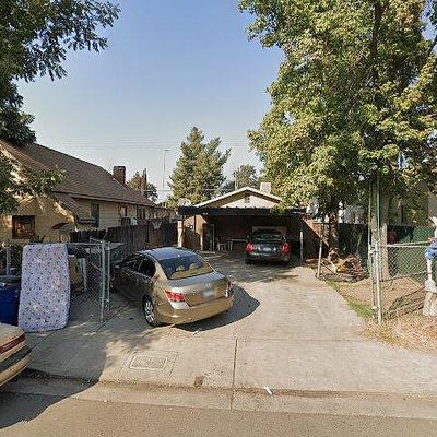 2227 E Webster Ave, Fresno, CA 93701