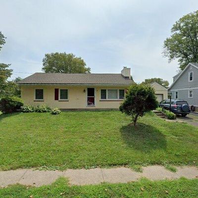 223 Cameron Rd, Willow Grove, PA 19090