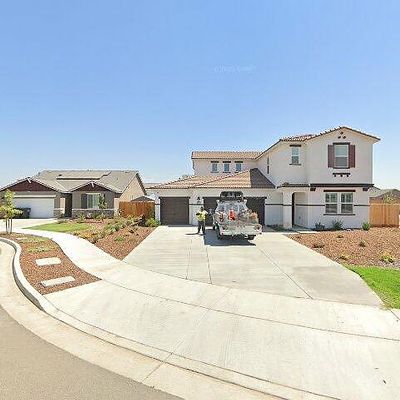 2250 S Leah Ct, Visalia, CA 93292