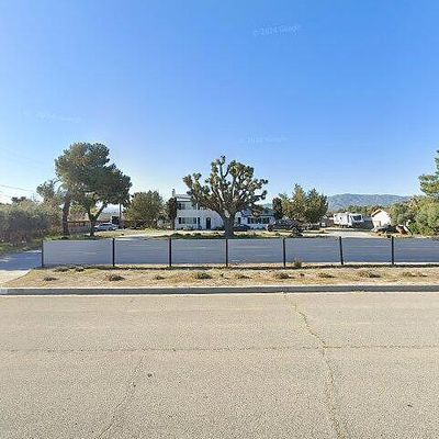 2250 W Avenue N, Palmdale, CA 93551