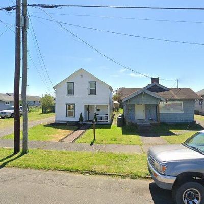 226 Eklund Ave, Hoquiam, WA 98550