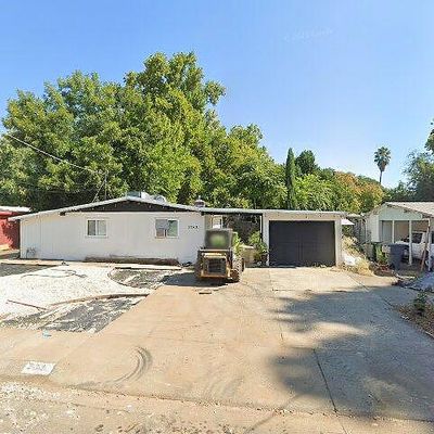 2263 London Ave, Redding, CA 96001