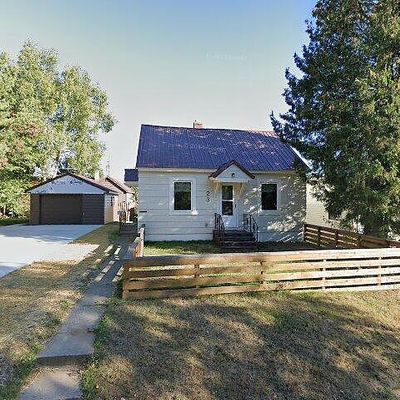 23 E Boundary St, Ely, MN 55731