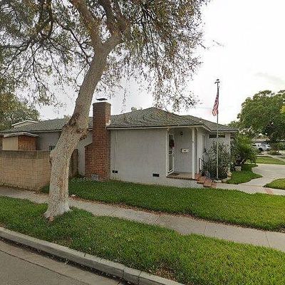 2306 Snowden Ave, Long Beach, CA 90815