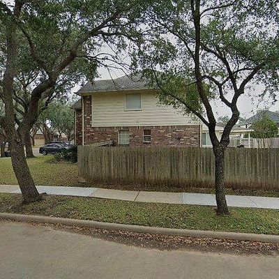 231 Darby Trails Dr, Sugar Land, TX 77479