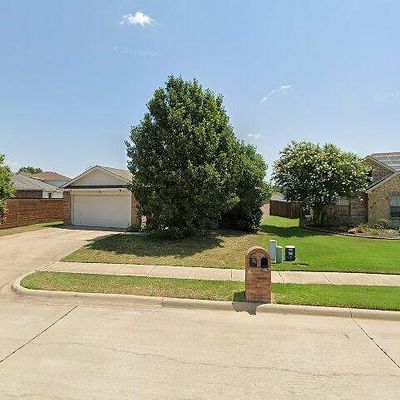 232 Hilltop Dr, Justin, TX 76247