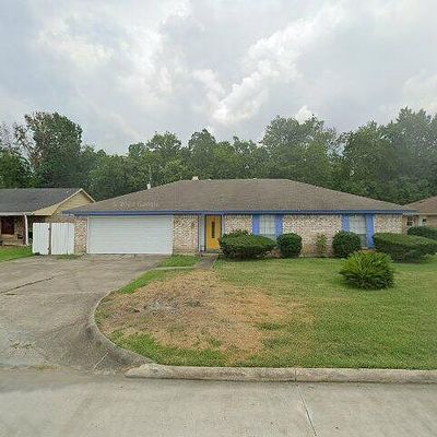 233 Briggs St, Beaumont, TX 77707