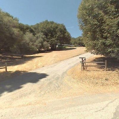 2364 Rainbow Rd, Mariposa, CA 95338