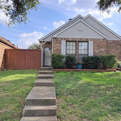 240 Teakwood Ln, Lewisville, TX 75067