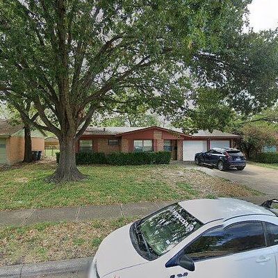 2406 Globe Ave, Dallas, TX 75228