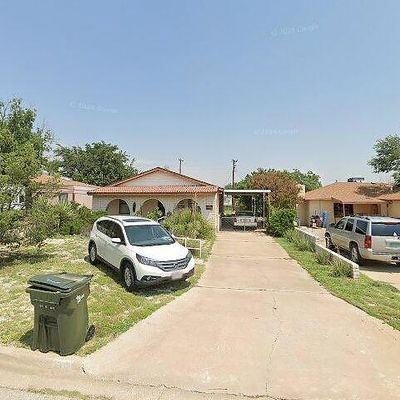 2414 Bonita St, Carlsbad, NM 88220