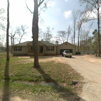 243 Oak Ridge Ln, Livingston, TX 77351