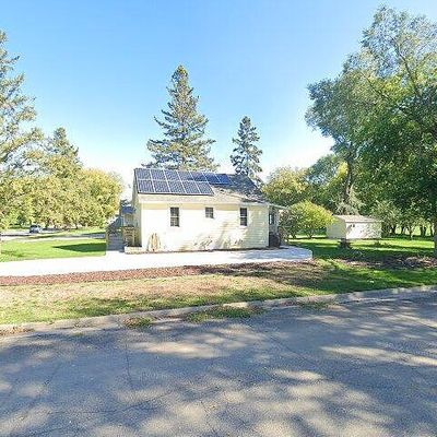 209 W Pike St, Osakis, MN 56360