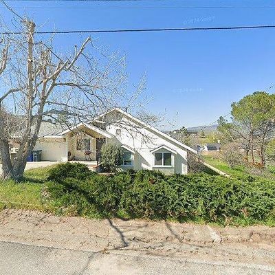 21013 Carriage Dr, Tehachapi, CA 93561