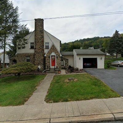 2103 Elizabeth Ave, Reading, PA 19605