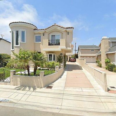 2113 Warfield Ave #A, Redondo Beach, CA 90278