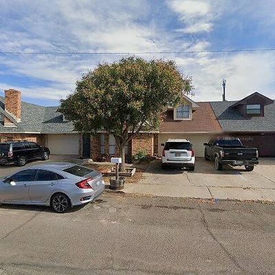 212 W Cochiti Ave, Hobbs, NM 88240