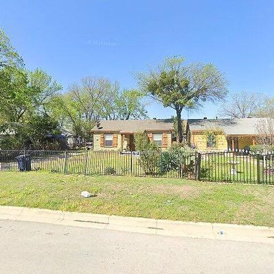 213 N De Costa St, Fort Worth, TX 76111