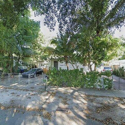 215 Nw 117 Th St, Miami, FL 33168