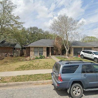 216 Lansdown St, Victoria, TX 77904