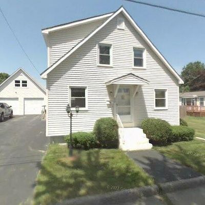 22 Raymond St, Biddeford, ME 04005