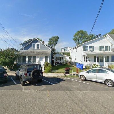 220 Coral St, Beach Haven, NJ 08008