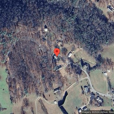 27 Davis Hill St, Hayesville, NC 28904