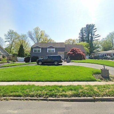 2705 Riverton Rd, Cinnaminson, NJ 08077