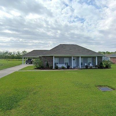 283 Bayou Crossing Dr, Raceland, LA 70394