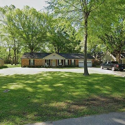 293 Andrew Way Rd, Collierville, TN 38017