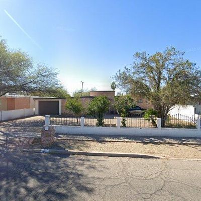 2932 E 18 Th St, Tucson, AZ 85716