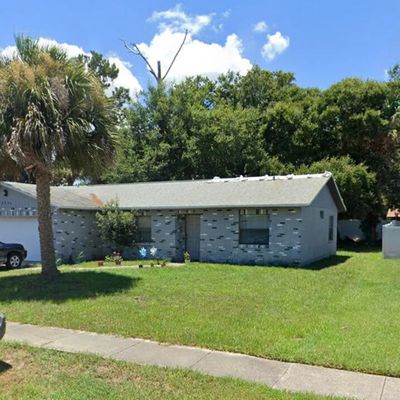 2936 Bristol Ln, South Daytona, FL 32119