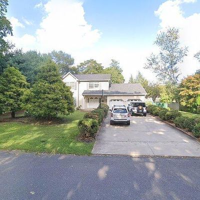 3 Rose St, Lincroft, NJ 07738