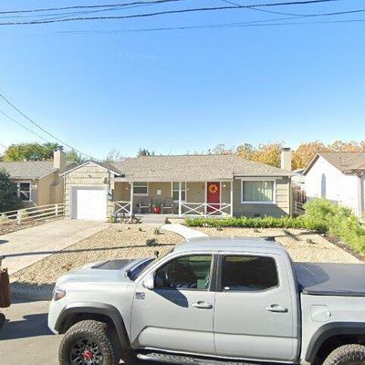 2461 Pacific St, Napa, CA 94558