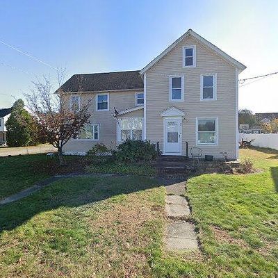 25 State St, Monson, MA 01057