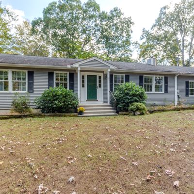 25 White Oak Trl, Old Lyme, CT 06371