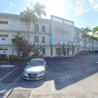 2500 Diana Dr #209, Hallandale Beach, FL 33009