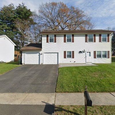 26 Driver Rd, East Hartford, CT 06108