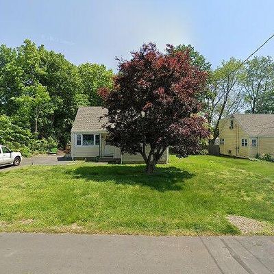 26 Gaylord Rd, Trumbull, CT 06611