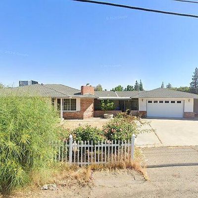 260 W Barstow Ave, Fresno, CA 93704