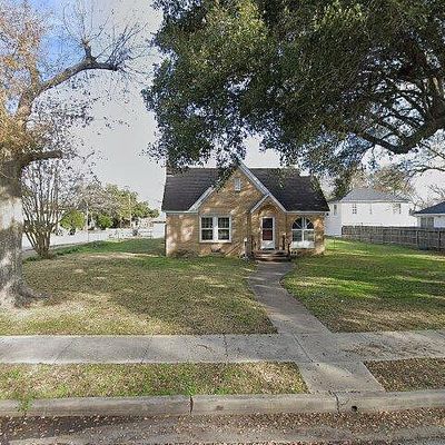 2601 Avenue G, Rosenberg, TX 77471